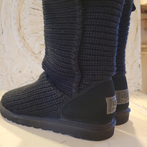 Ugg Classic Cardigan Boot 1159 - Picture 10 of 15